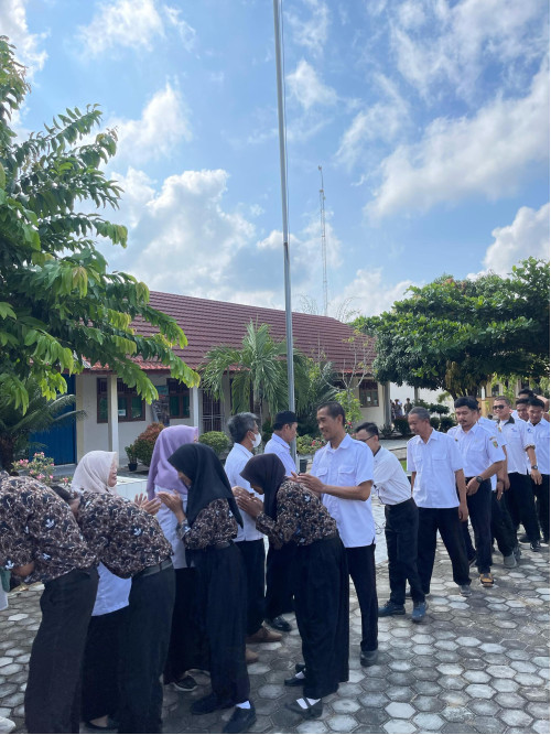 ACARA HALAL BIHALAL SMAN 2 NATAR AGAR MEMPERERAT TALI SILAHTURAHMI 