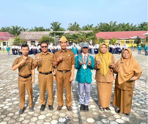Juara 2 kyorugi taekwondo under 54 kg